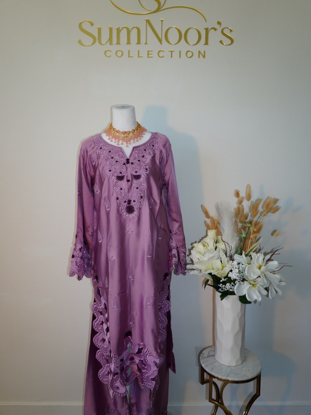 SumNoor's Lavender Pakistani Salwar Kameez Set - Picture 5 of 5